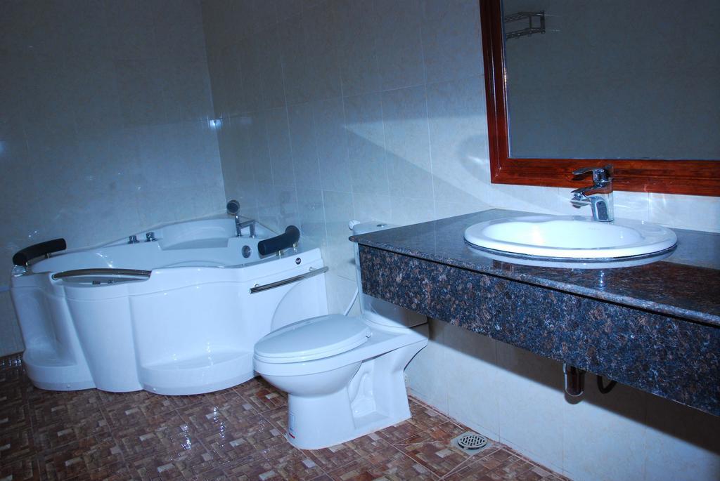 Emerald Bb Battambang Hotel Номер фото