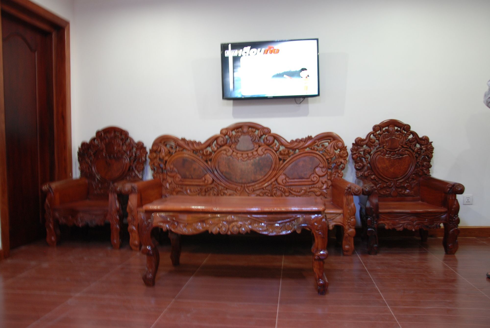 Emerald Bb Battambang Hotel Экстерьер фото