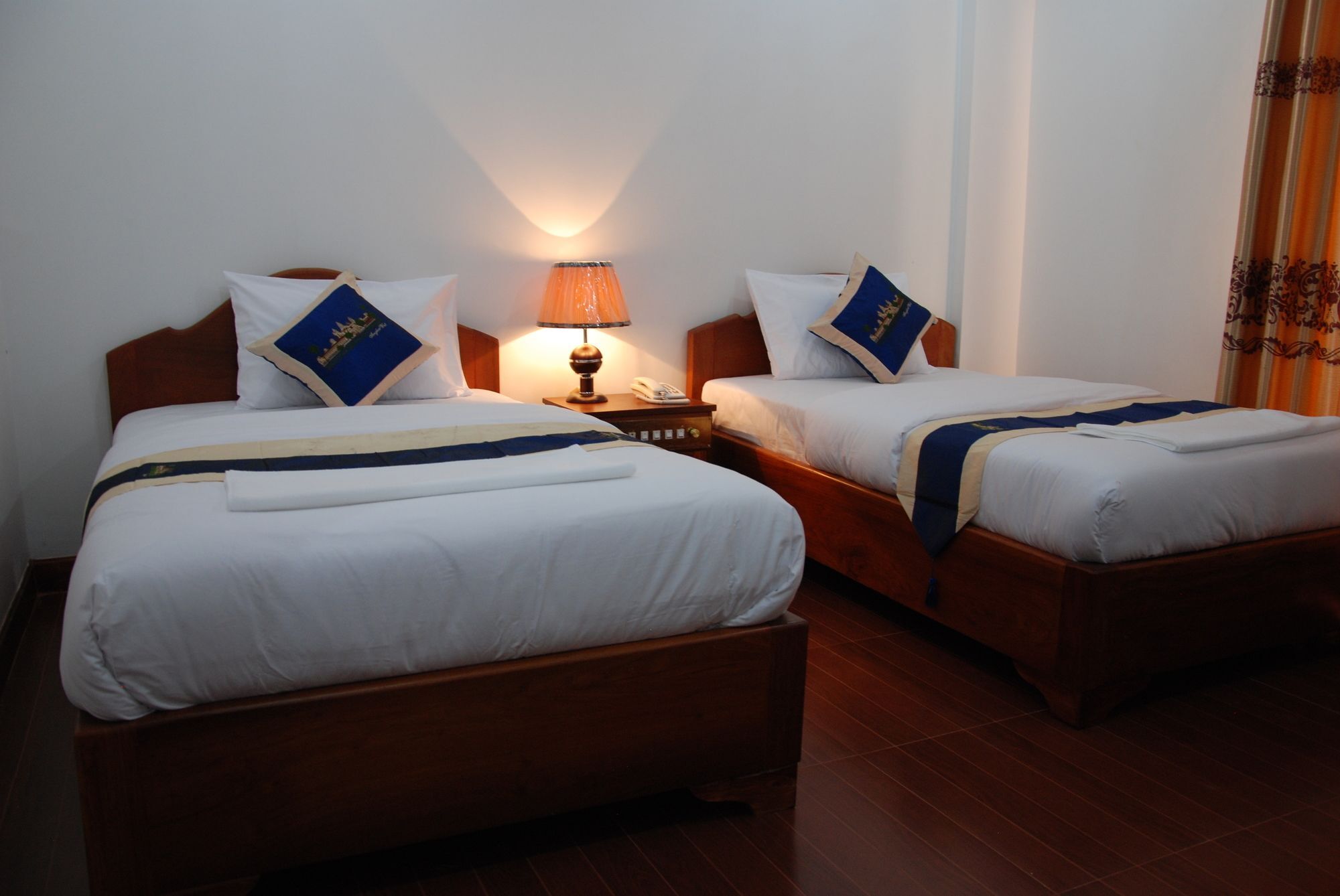Emerald Bb Battambang Hotel Экстерьер фото