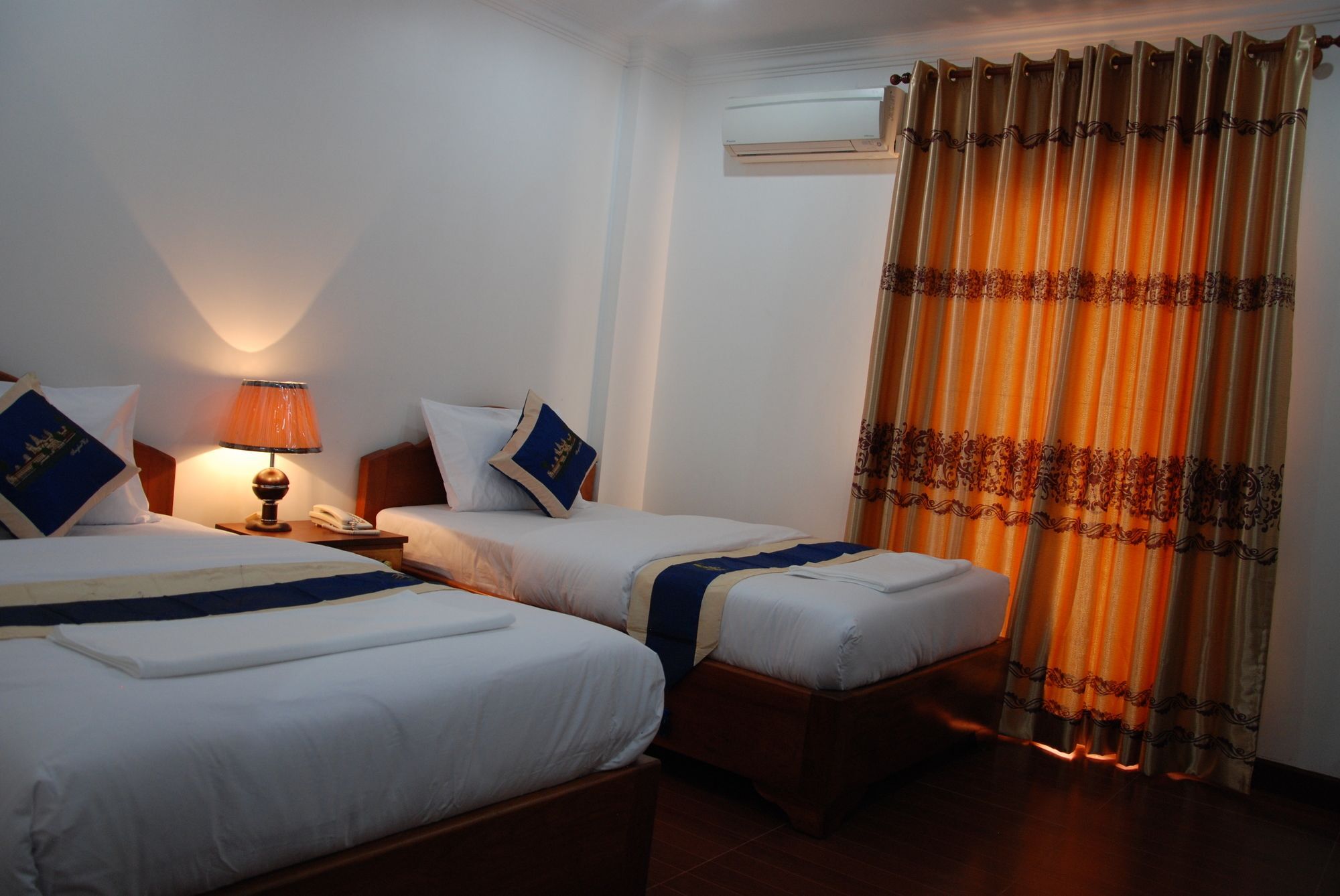 Emerald Bb Battambang Hotel Экстерьер фото
